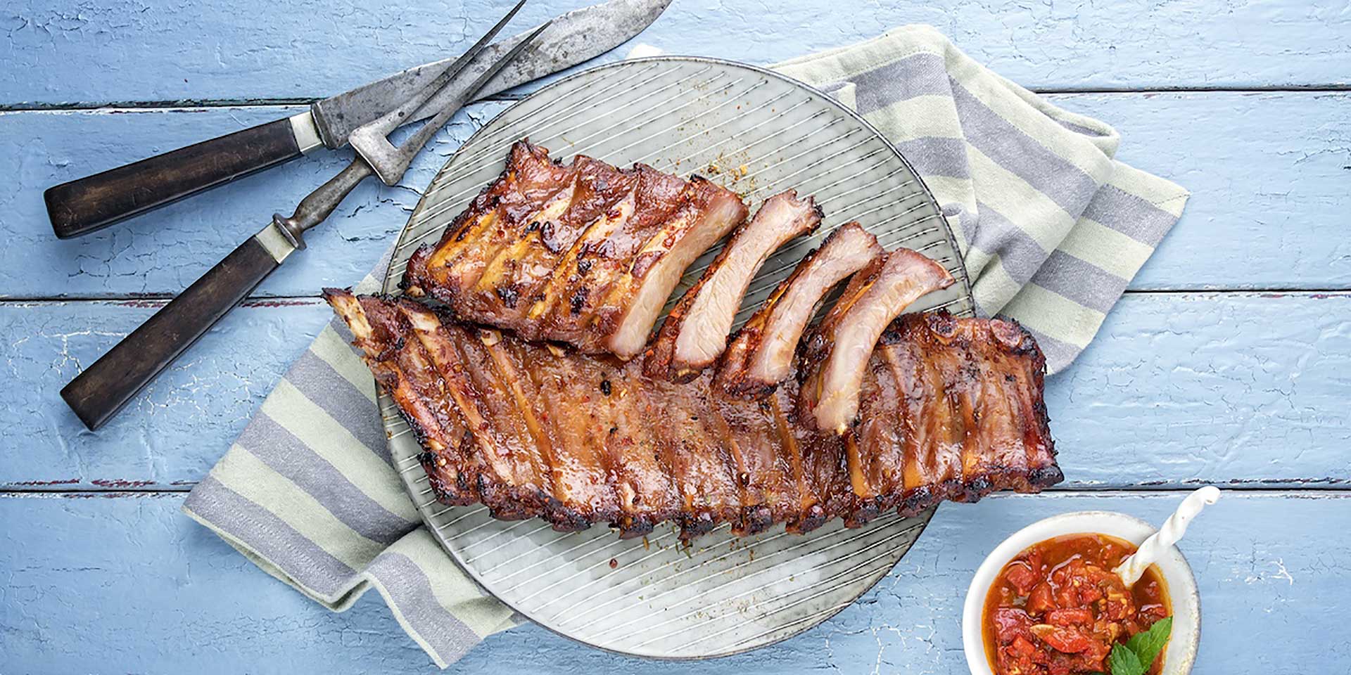 barbecued pork ribs with tomato lime salsa